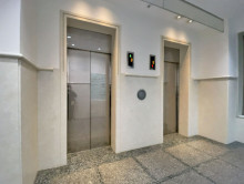 エレベーター(2基)