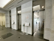 エレベーター(3基)