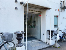 オフィスビル出入口