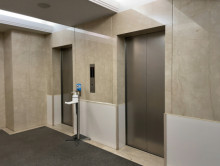 エレベーター(2基)