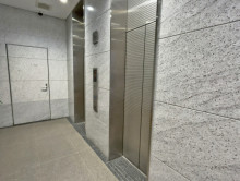 エレベーター(2基)