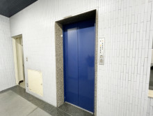 エレベーター(1基)