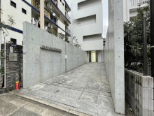 エントランスアプロー