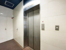 エレベーター(1基)