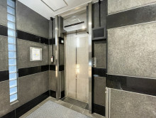 エレベーター(1基)