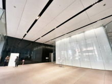 エントランスホール