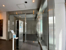 エレベーターホール出