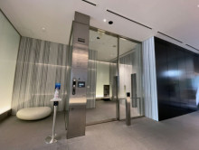 エレベーターホール出