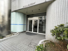 オフィスビル出入口