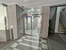 オフィスビル出入口