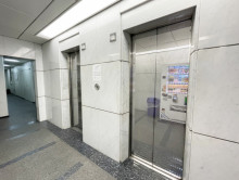 エレベーター(2基)