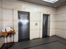 エレベーター(2基)