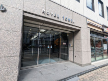 オフィスビル出入口