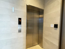 エレベーター（1基）