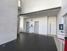 エントランスホール