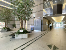 エントランスホール