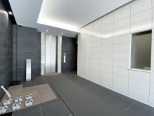 エントランスホール