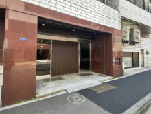 オフィスビル出入口