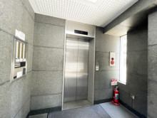 エレベーター（1基）