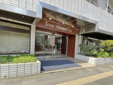 オフィスビル出入口