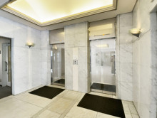 エレベーター(2基)