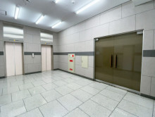 エントランスホール