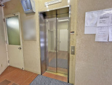 エレベーター(1基)