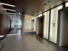 エントランスホール