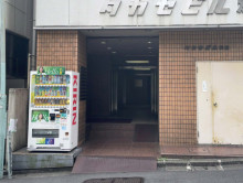 オフィスビル出入口