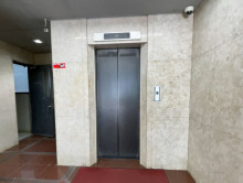 エレベーター(1基)