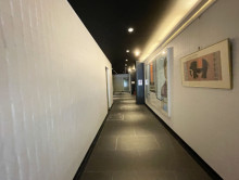 エントランスホール