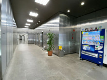 エントランスホール