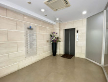 エントランスホール