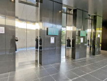 エレベーター(3基)