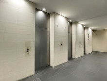 エレベーター（3基）