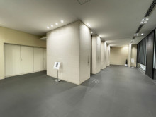 エントランスホール