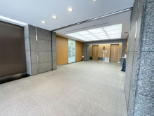 エントランスホール