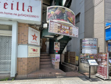 オフィスビル出入口