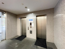 エレベーター(2基)