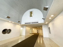 エントランスホール