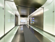 エントランスホール