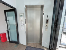 エレベーター（1基）