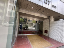 オフィスビル出入口