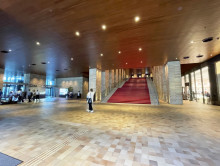 エントランスホール