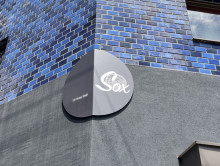 ネームプレート：SO