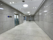 エントランスホール