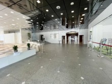 エントランスホール