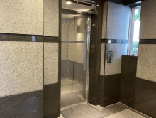 エレベーター(1基)