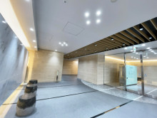 エントランスホール