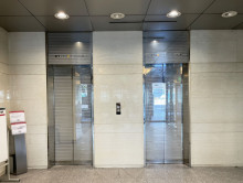 エレベーター(2基)